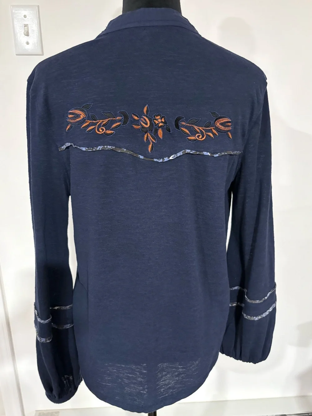 Free People Easy Breezy embroidered Henley Top size Medium